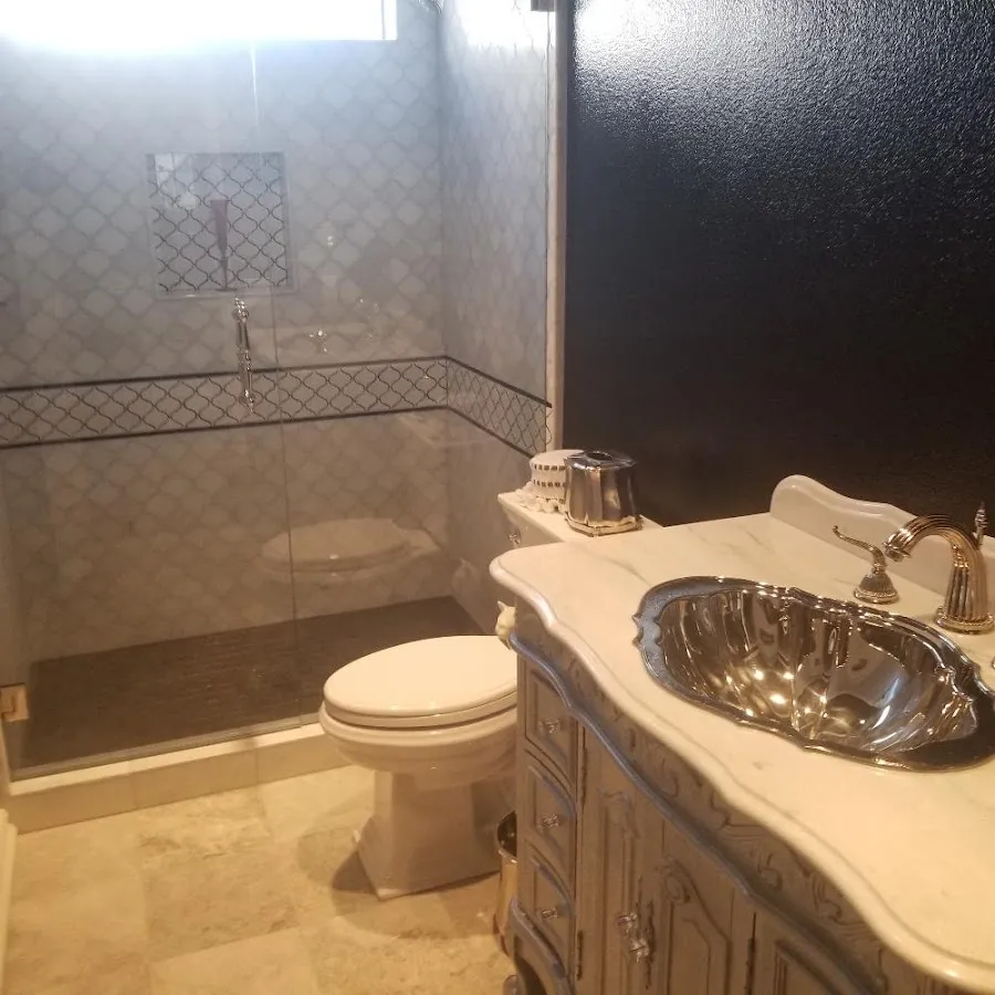 Professional plumbing work and bathroom remodeling in Hayesville